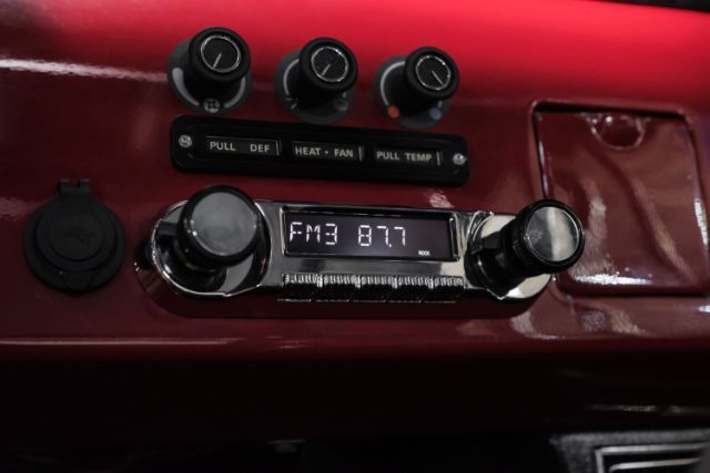 1975 Ford Bronco Frame Off Resto V8 302ci P/S P/B A/C Lift BFG Tire | Dallas, TX | East Dallas Diesel 1975 Ford Bronco Frame Off Resto V8 302ci P/S P/B A/C Lift BFG Tire | Dallas, TX | East Dallas Diesel