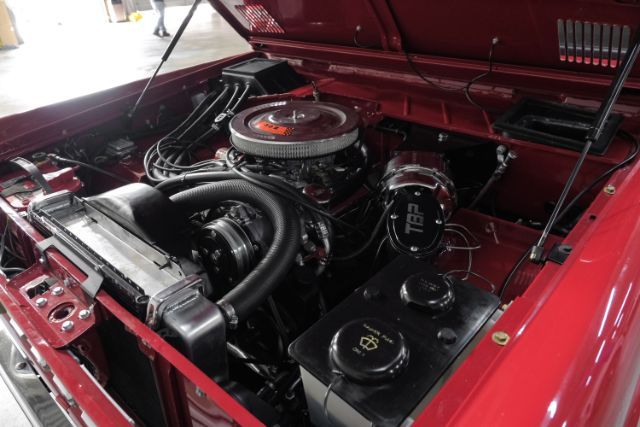 1975 Ford Bronco Frame Off Resto V8 302ci P/S P/B A/C Lift BFG Tire | Dallas, TX | East Dallas Diesel 1975 Ford Bronco Frame Off Resto V8 302ci P/S P/B A/C Lift BFG Tire | Dallas, TX | East Dallas Diesel