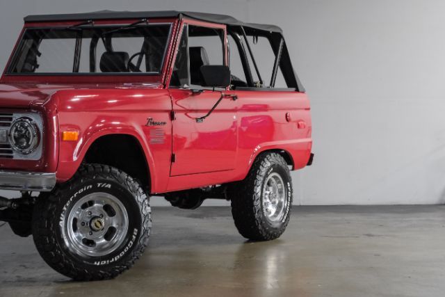 1975 Ford Bronco Frame Off Resto V8 302ci P/S P/B A/C Lift BFG Tire | Dallas, TX | East Dallas Diesel 1975 Ford Bronco Frame Off Resto V8 302ci P/S P/B A/C Lift BFG Tire | Dallas, TX | East Dallas Diesel