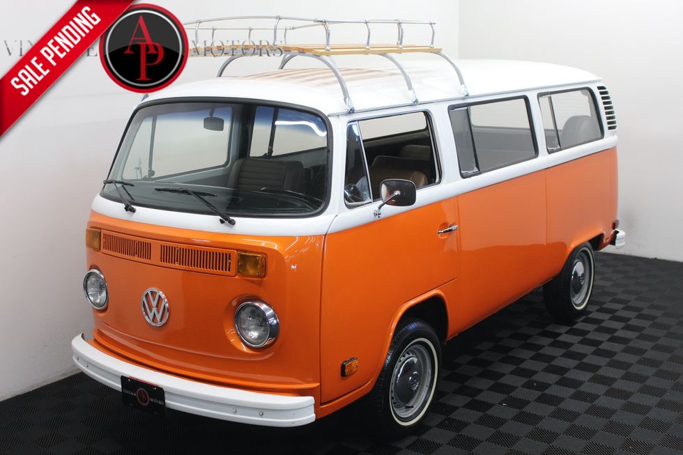 Volkswagen Type 1975 Vw Camper Van 1975 Volkswagen VAN TIN TOP