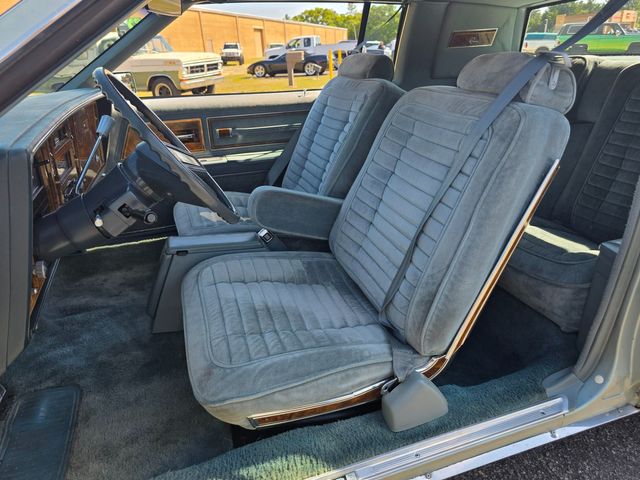 1981 Buick Riviera Coupe 1981 Buick Riviera Coupe