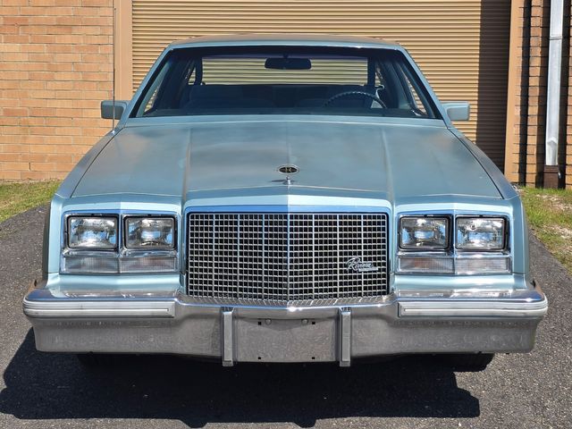 1981 Buick Riviera Coupe 1981 Buick Riviera Coupe