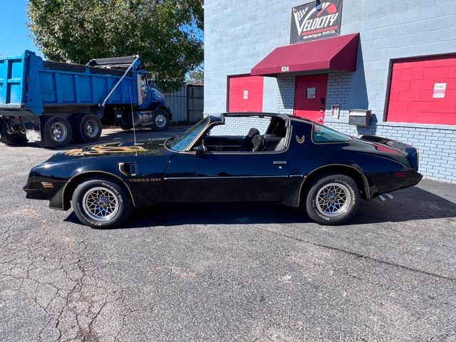 1981 Pontiac Firebird Trans Am | Valley Park, Missouri | VELOCITY PERFORMANCE GARAGE 1981 Pontiac Firebird Trans Am | Valley Park, Missouri | VELOCITY PERFORMANCE GARAGE