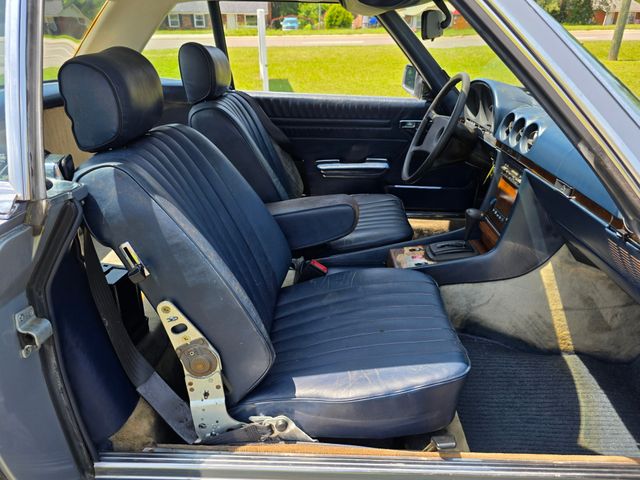 1982 Mercedes-Benz 380SL Roadster 1982 Mercedes-Benz 380SL Roadster