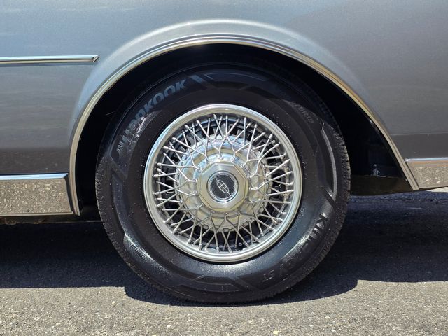 1985 Buick Riviera Coupe 1985 Buick Riviera Coupe
