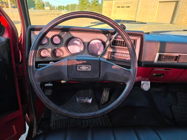 1985 Chevrolet C10 Scottsdale LWB