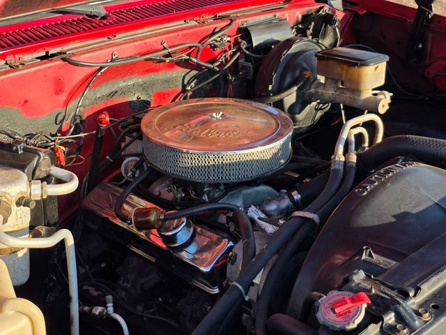 1985 Chevrolet C10 Scottsdale LWB