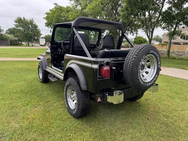 1985 Jeep CJ-7 Laredo