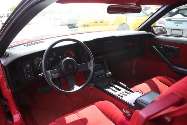1986 Chevrolet Camaro Z28 IROC | Granite City, Illinois | MasterCars Company Inc.