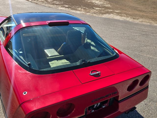 1986 Chevrolet Corvette Base 1986 Chevrolet Corvette Base