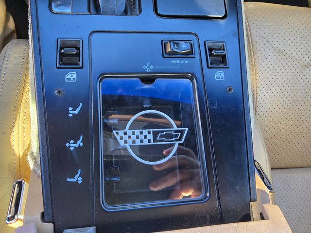 1986 Chevrolet Corvette Base 1986 Chevrolet Corvette Base