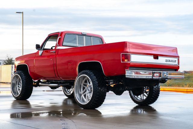 1986 Chevrolet K20 Silverado Camper Special 2500 350ci V8 Engine 4x4 | Dallas, TX | RPM Garage 1986 Chevrolet K20 Silverado Camper Special 2500 350ci V8 Engine 4x4 | Dallas, TX | RPM Garage