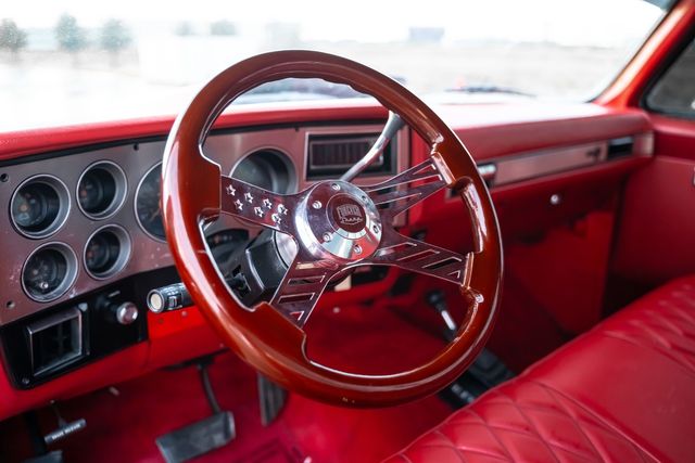 1986 Chevrolet K20 Silverado Camper Special 2500 350ci V8 Engine 4x4 | Dallas, TX | RPM Garage 1986 Chevrolet K20 Silverado Camper Special 2500 350ci V8 Engine 4x4 | Dallas, TX | RPM Garage