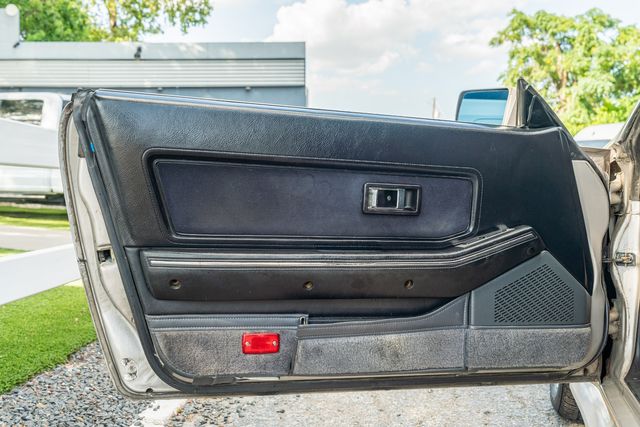 1986 Nissan 300ZX Coupe 5-SPEED MANUAL / CLEAN CARFAX / T TOP | Austin, TX | Rocky Mountain Truck Stop Austin 1986 Nissan 300ZX Coupe 5-SPEED MANUAL / CLEAN CARFAX / T TOP | Austin, TX | Rocky Mountain Truck Stop Austin