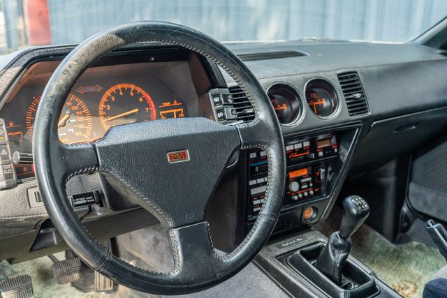 1986 Nissan 300ZX Coupe 5-SPEED MANUAL / CLEAN CARFAX / T TOP | Dallas, TX | Rocky Mountain Truck Stop Dallas 1986 Nissan 300ZX Coupe 5-SPEED MANUAL / CLEAN CARFAX / T TOP | Dallas, TX | Rocky Mountain Truck Stop Dallas