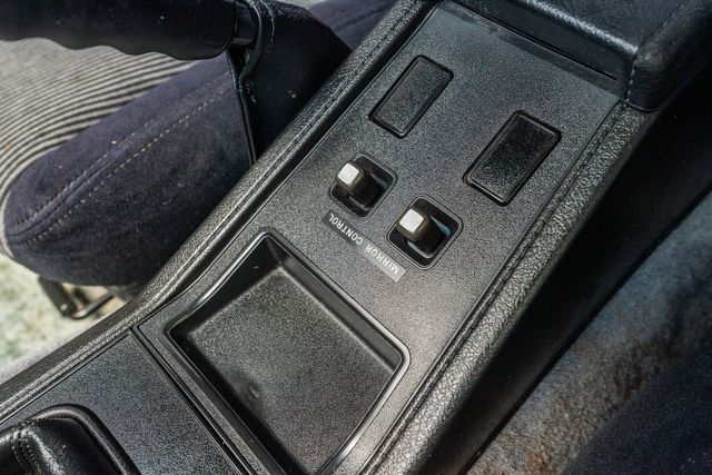 1986 Nissan 300ZX Coupe 5-SPEED MANUAL / CLEAN CARFAX / T TOP | Dallas, TX | Rocky Mountain Truck Stop Dallas 1986 Nissan 300ZX Coupe 5-SPEED MANUAL / CLEAN CARFAX / T TOP | Dallas, TX | Rocky Mountain Truck Stop Dallas