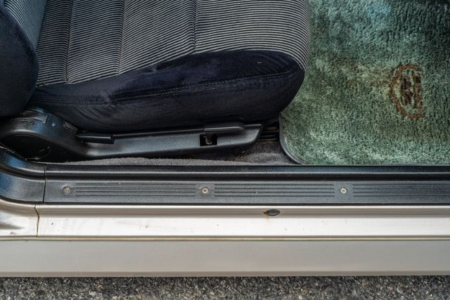 1986 Nissan 300ZX Coupe 5-SPEED MANUAL / CLEAN CARFAX / T TOP | Austin, TX | Rocky Mountain Truck Stop Austin 1986 Nissan 300ZX Coupe 5-SPEED MANUAL / CLEAN CARFAX / T TOP | Austin, TX | Rocky Mountain Truck Stop Austin