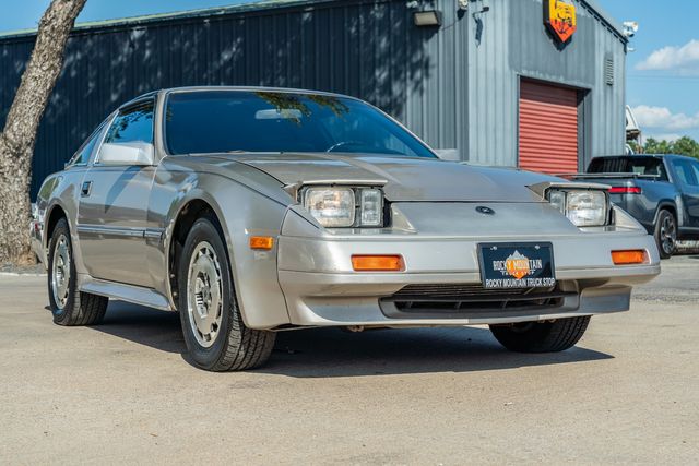 1986 Nissan 300ZX Coupe 5-SPEED MANUAL / CLEAN CARFAX / T TOP | Dallas, TX | Rocky Mountain Truck Stop Dallas 1986 Nissan 300ZX Coupe 5-SPEED MANUAL / CLEAN CARFAX / T TOP | Dallas, TX | Rocky Mountain Truck Stop Dallas