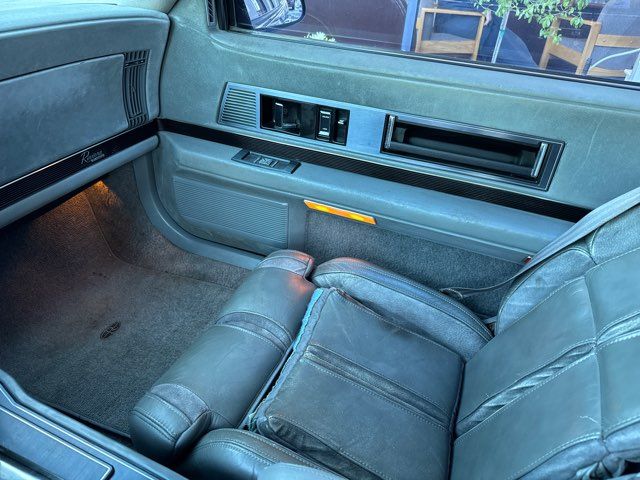1987 Buick Riviera Base