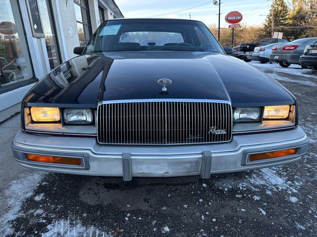 1987 Buick Riviera Base