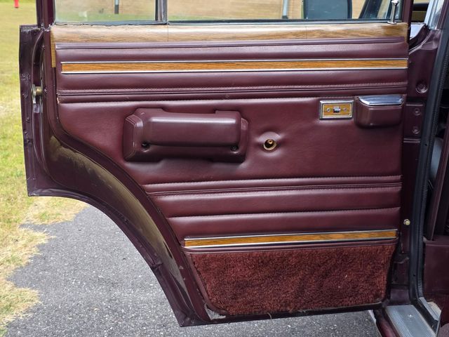 1987 Jeep Grand Wagoneer Base 1987 Jeep Grand Wagoneer Base