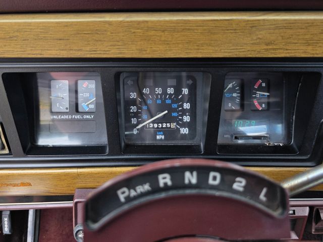 1987 Jeep Grand Wagoneer Base 1987 Jeep Grand Wagoneer Base