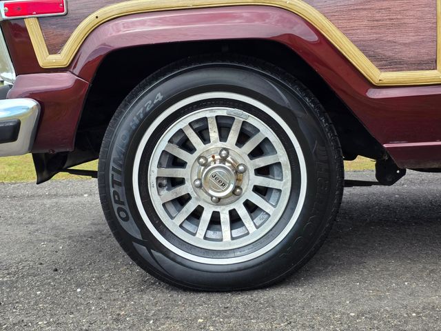 1987 Jeep Grand Wagoneer Base 1987 Jeep Grand Wagoneer Base