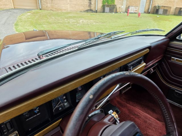 1987 Jeep Grand Wagoneer Base 1987 Jeep Grand Wagoneer Base