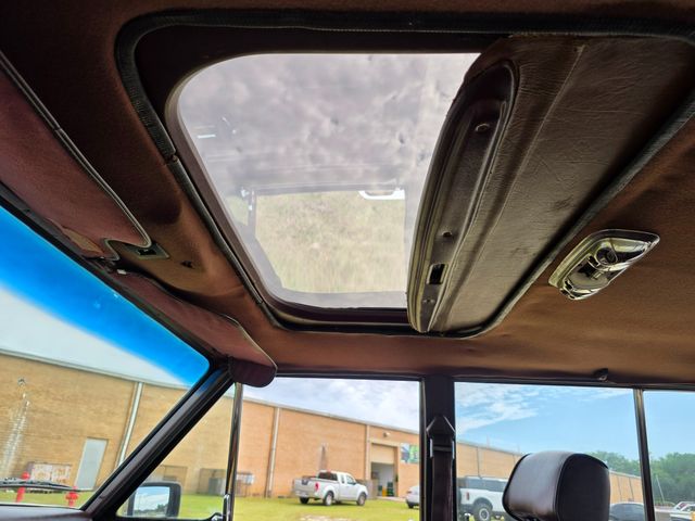 1987 Jeep Grand Wagoneer Base 1987 Jeep Grand Wagoneer Base