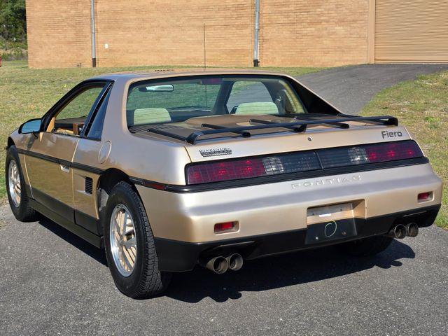 1987 Pontiac Fiero SE 1987 Pontiac Fiero SE
