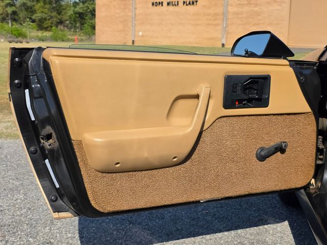 1987 Pontiac Fiero SE 1987 Pontiac Fiero SE