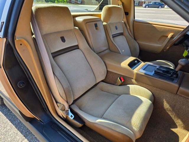 1987 Pontiac Fiero SE