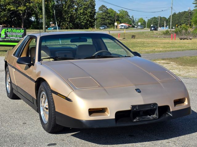 1987 Pontiac Fiero SE 1987 Pontiac Fiero SE