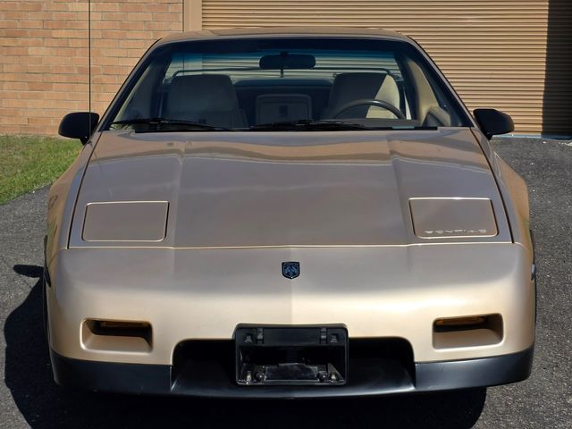 1987 Pontiac Fiero SE 1987 Pontiac Fiero SE