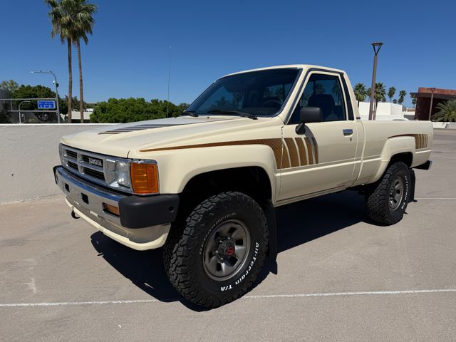 1987 Toyota Pickup SR5 4X4