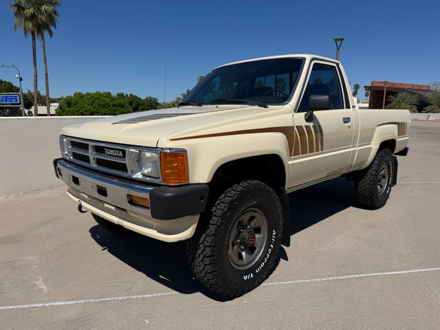 1987 Toyota Pickup SR5 4X4