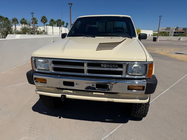 1987 Toyota Pickup SR5 4X4
