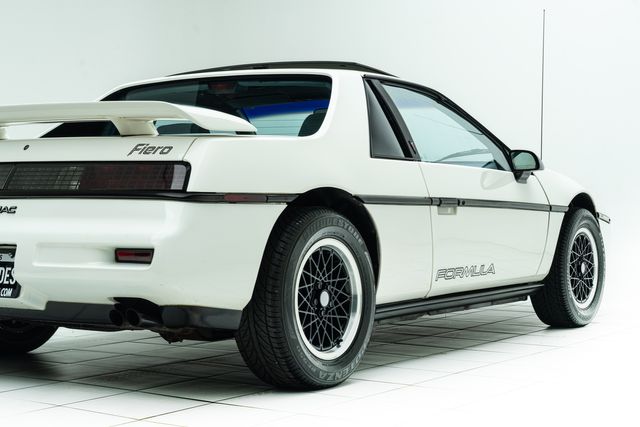 1988 Pontiac Fiero Formula | Carrollton, TX | Texas Hot Rides 1988 Pontiac Fiero Formula | Carrollton, TX | Texas Hot Rides
