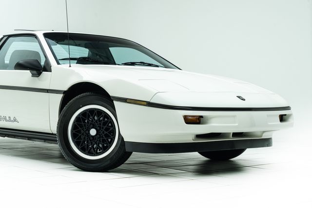 1988 Pontiac Fiero Formula | Carrollton, TX | Texas Hot Rides 1988 Pontiac Fiero Formula | Carrollton, TX | Texas Hot Rides