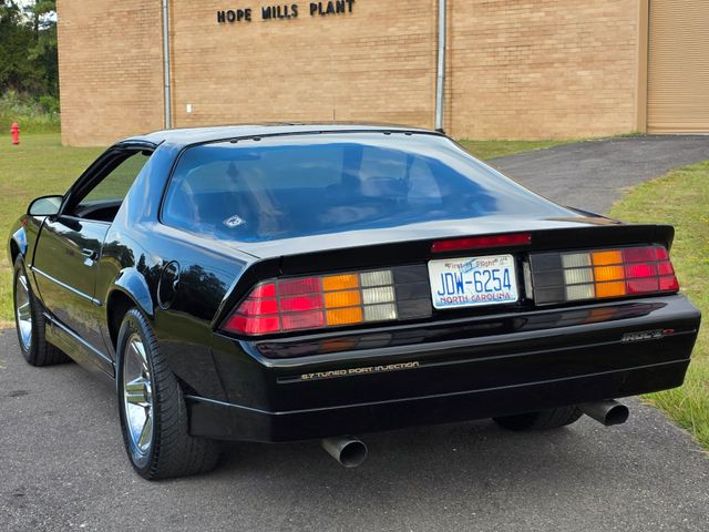 1989 Chevrolet Camaro Z28 IROC-Z 1989 Chevrolet Camaro Z28 IROC-Z