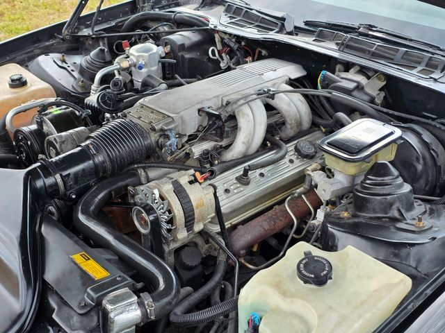 1989 Chevrolet Camaro Z28 IROC-Z 1989 Chevrolet Camaro Z28 IROC-Z