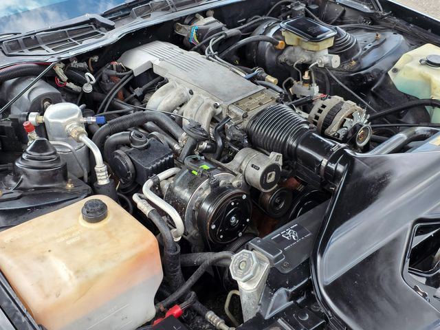 1989 Chevrolet Camaro Z28 IROC-Z 1989 Chevrolet Camaro Z28 IROC-Z