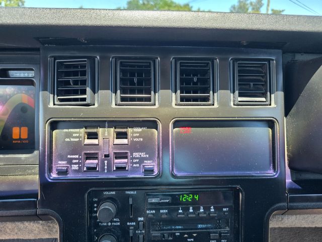 1989 Chevrolet Corvette Coupe 1989 Chevrolet Corvette Coupe