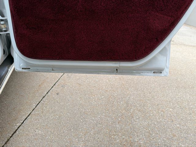 1989 Lincoln Town Car Base | Gifford, IL | Trav's Automotive 1989 Lincoln Town Car Base | Gifford, IL | Trav's Automotive