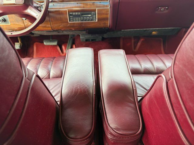 1989 Lincoln Town Car Base | Gifford, IL | Trav's Automotive 1989 Lincoln Town Car Base | Gifford, IL | Trav's Automotive