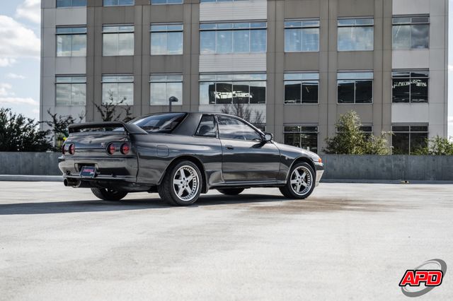 1989 Nissan Skyline GT-R JDM R32 (RHD) 1989 Nissan Skyline GT-R JDM R32 (RHD)