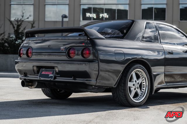 1989 Nissan Skyline GT-R JDM R32 (RHD) 1989 Nissan Skyline GT-R JDM R32 (RHD)