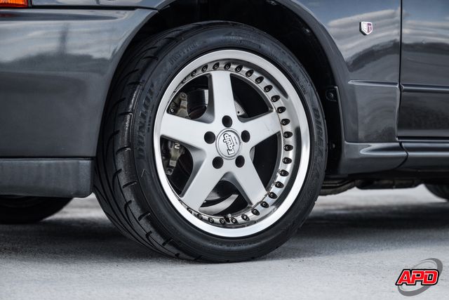 1989 Nissan Skyline GT-R JDM R32 (RHD) 1989 Nissan Skyline GT-R JDM R32 (RHD)