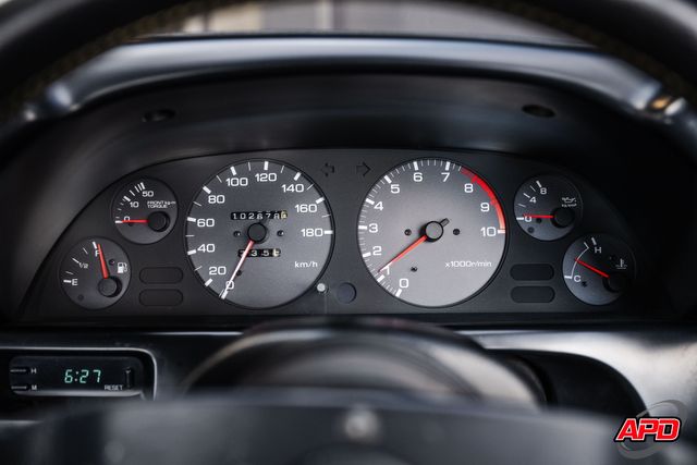 1989 Nissan Skyline GT-R JDM R32 (RHD) 1989 Nissan Skyline GT-R JDM R32 (RHD)