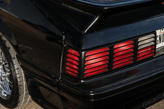 1990 Ford Mustang GT Dual Exhaust System Macpherson Struts 1990 Ford Mustang GT Dual Exhaust System Macpherson Struts